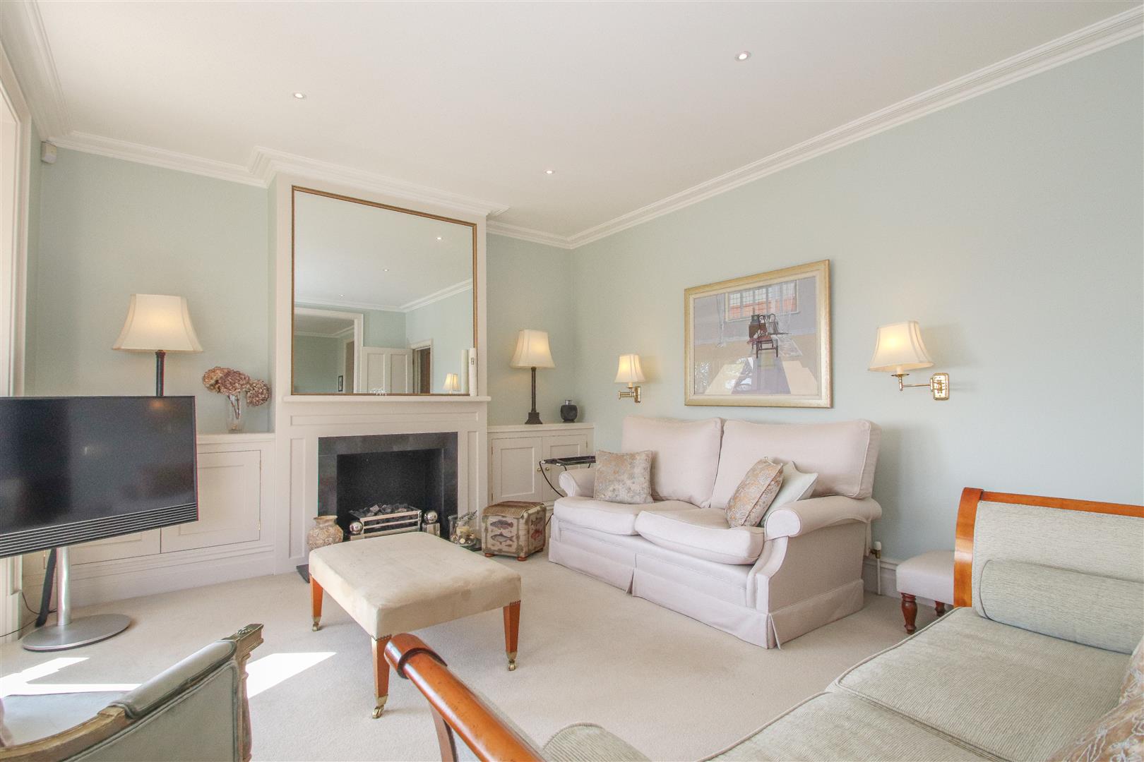 Appointmoor Marine Parade, LeighOnSea